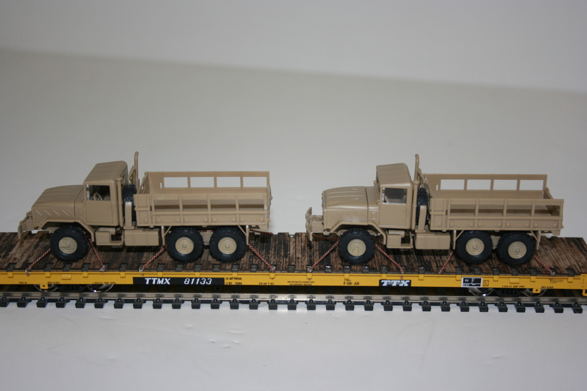 ho model cars and trucks